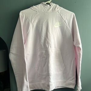 NWOT WOMENS NIKE FUNNEL HOODIE